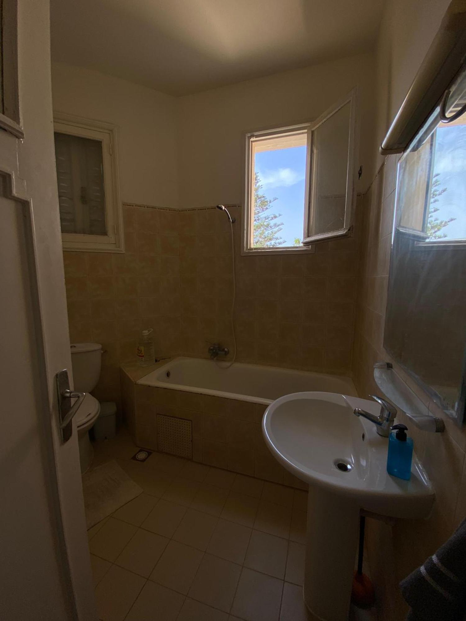 מונסטיר Duplex Pied Dans L'Eau Avec Magnifique Vue Sur Mer מראה חיצוני תמונה